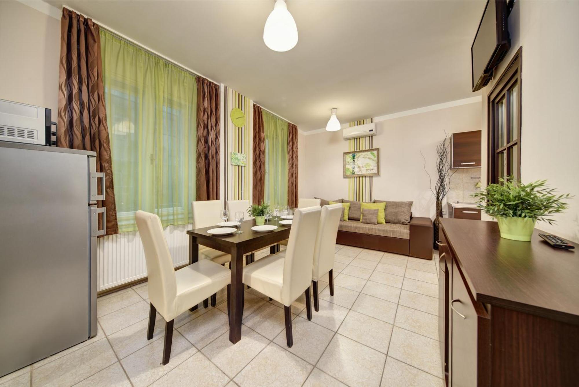 Central Walk Fashionstreet Apartmnts Budapest Exterior foto